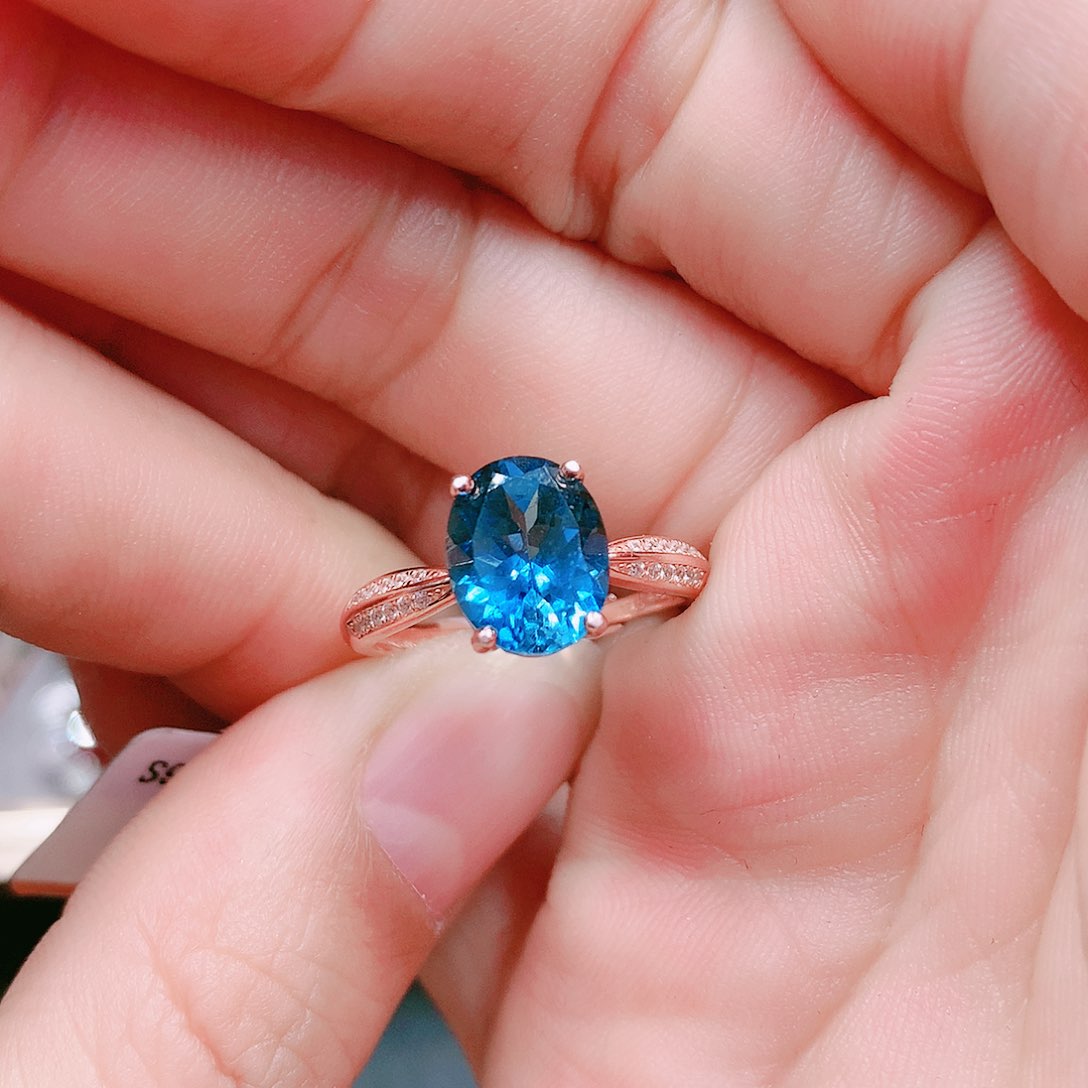 托帕石戒指银S925镶嵌8✖️10