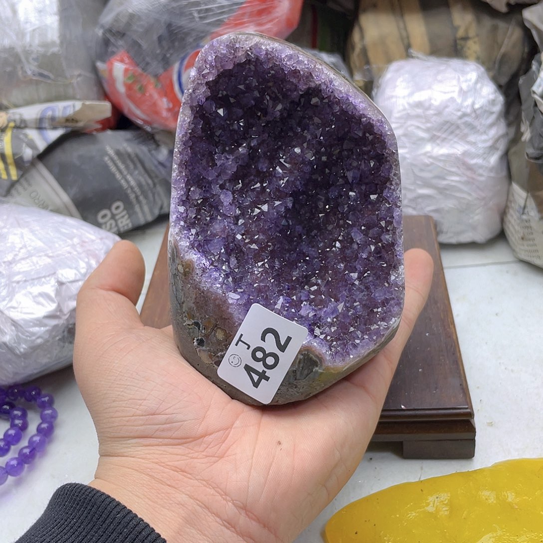 紫晶大型摆件（非配饰）未镶嵌