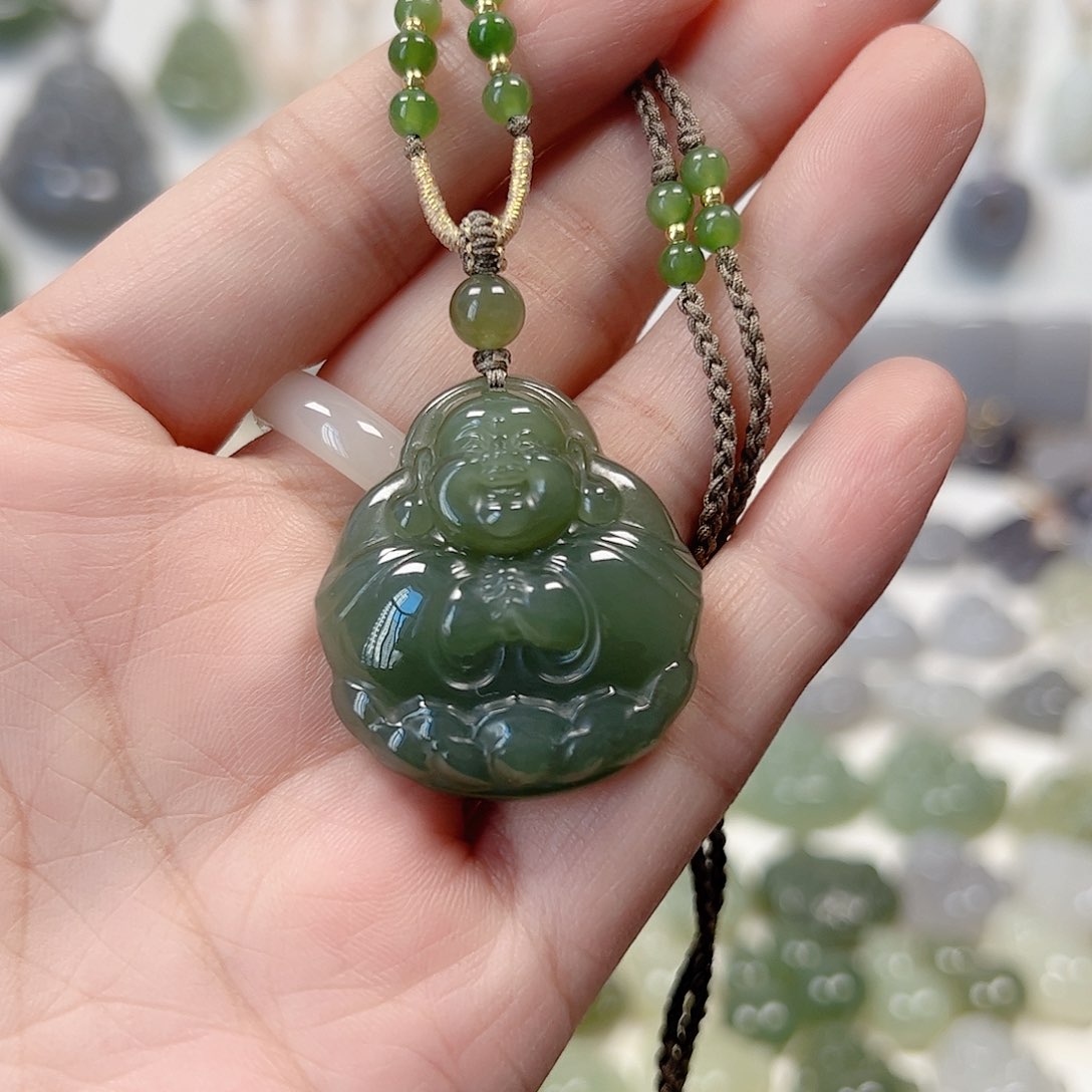 颈饰未镶嵌和田玉