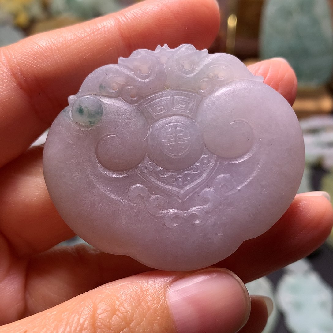 定制翡翠未镶嵌如意