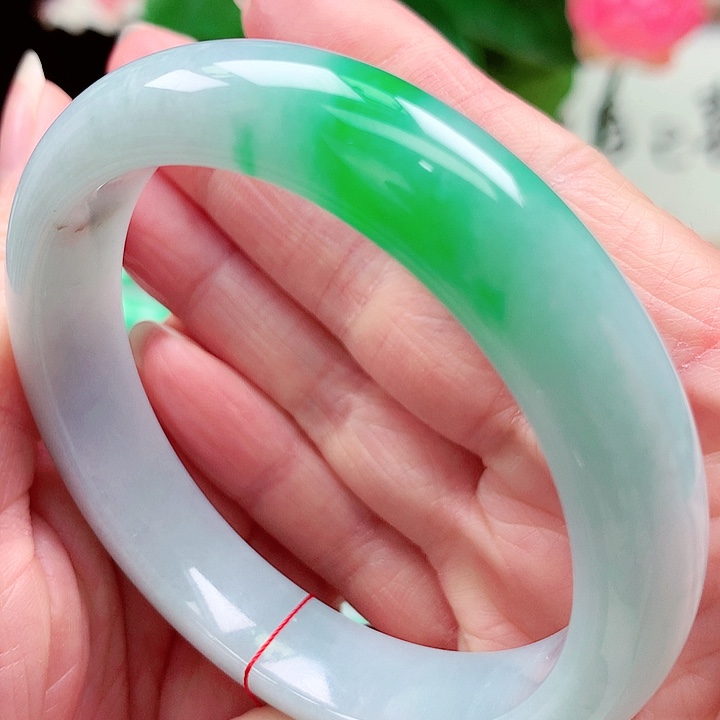 翡翠未镶嵌手镯天然翡翠手镯