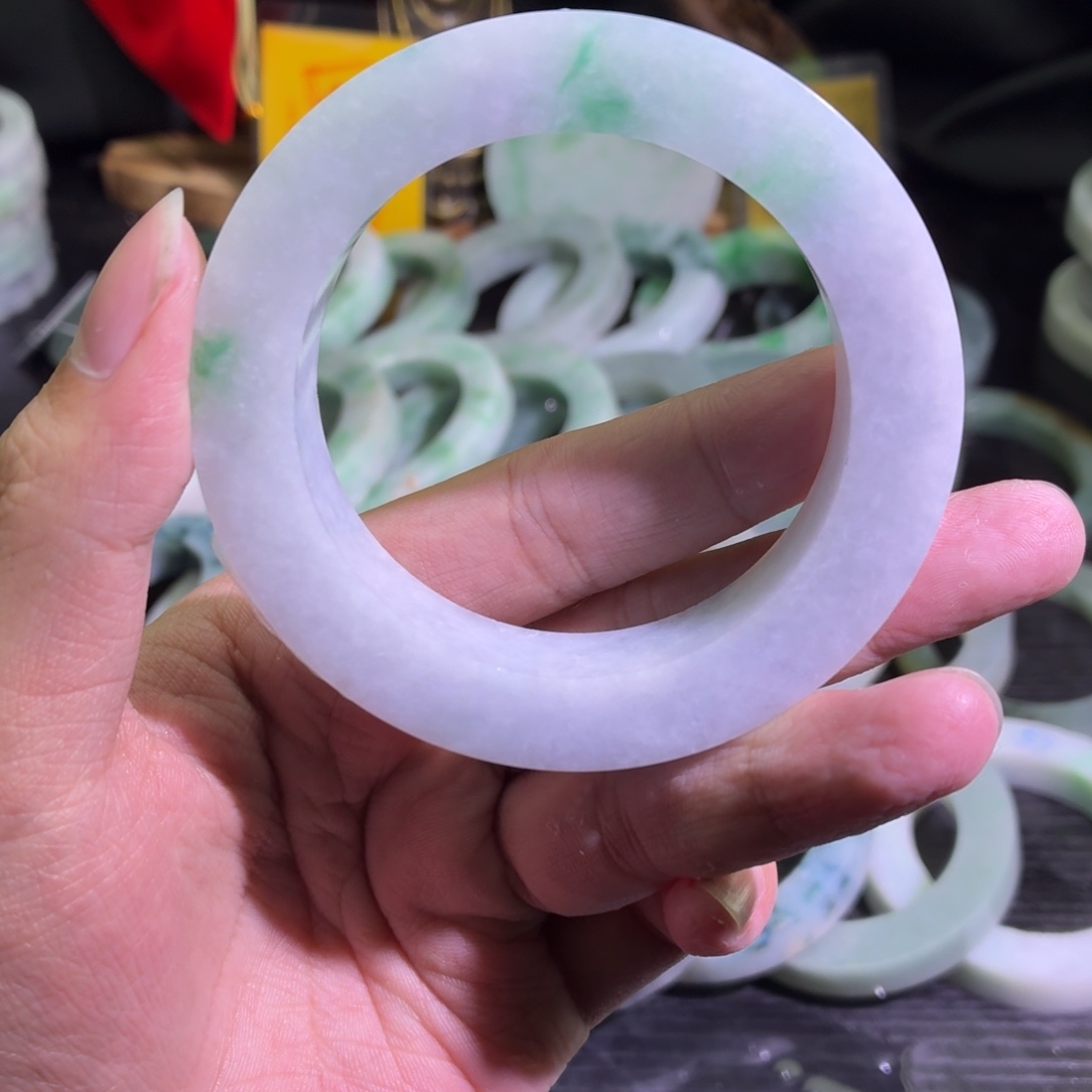定制翡翠未镶嵌天然翡翠A货毛胚手镯定制