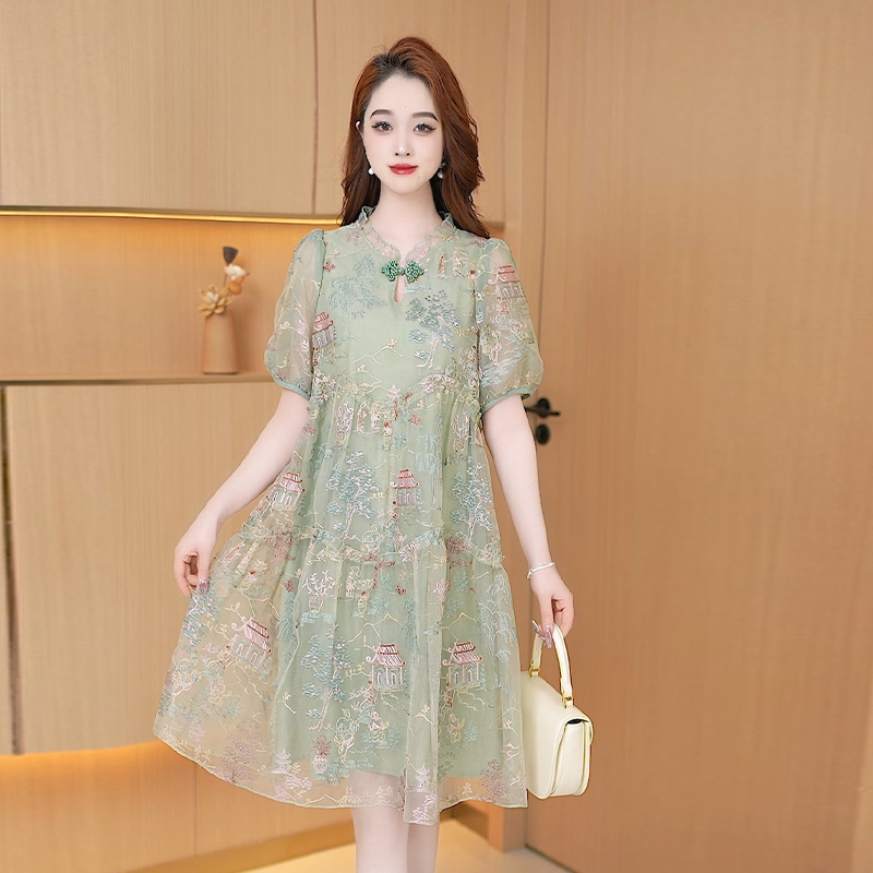 【连衣裙】夏季国风气质优雅显瘦减龄法式洋气韩版绣花宽松连衣裙