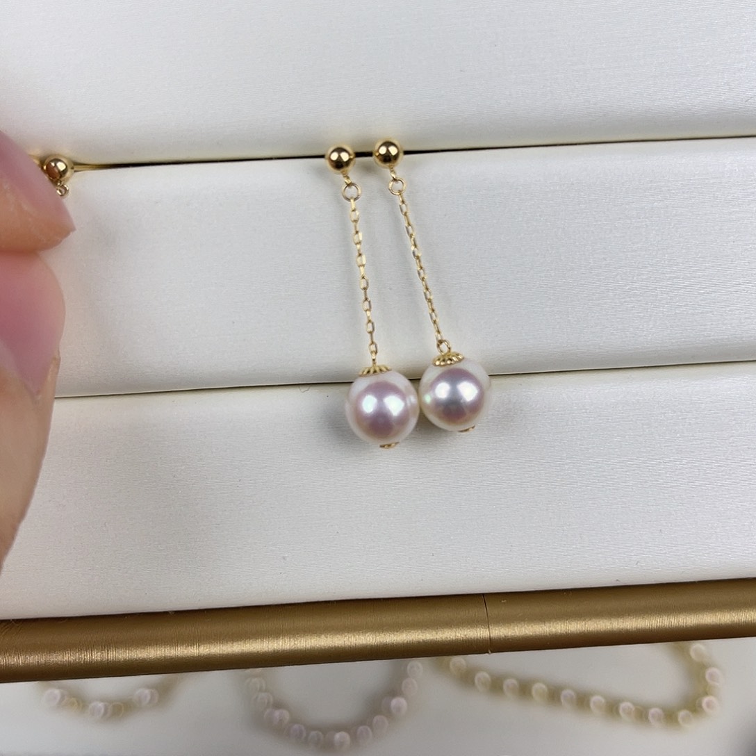 18K金镶嵌海水珍珠耳饰