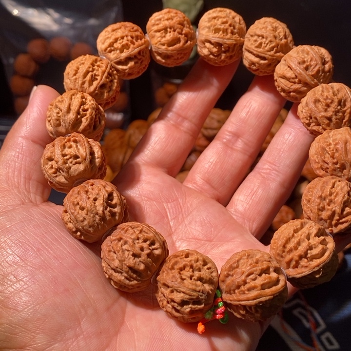 手串文玩核桃……23