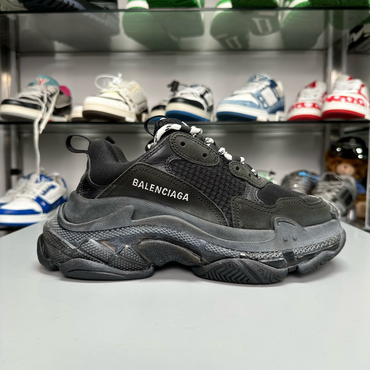 99新 Balenciaga/巴黎世家 TRIPLES做旧黑鞋原盒 尺码/37 YH6745 