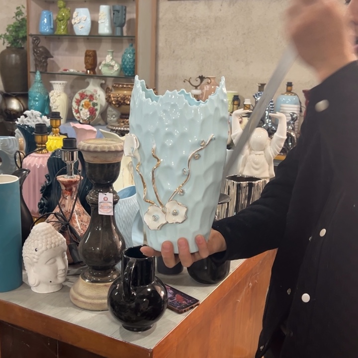 摆件高度30厘米口径14厘米微瑕捡漏掉花