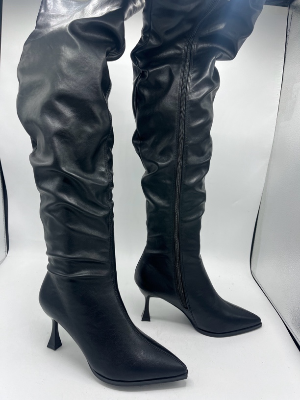 时装靴黑色细跟长筒高筒靴时装高跟尖头中筒冬季过膝时尚秋冬