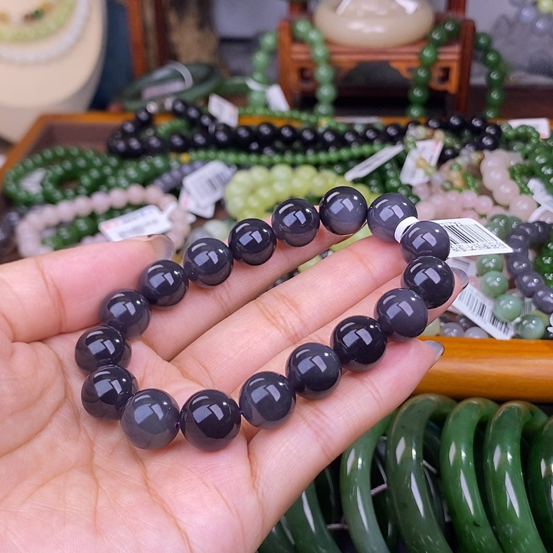 和田玉毕业级老矿料浓烟紫帝王紫手链12m未镶嵌