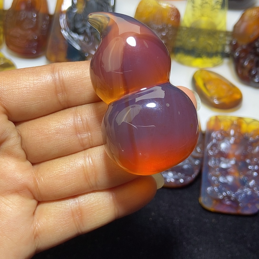 琥珀未镶嵌颈饰缅甸天然琥珀吊坠