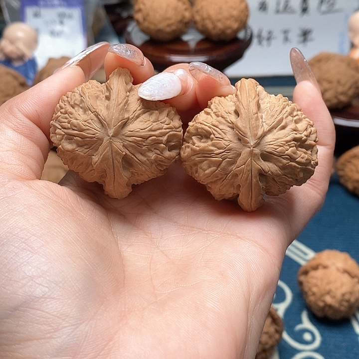 文玩核桃把件球白39➕
