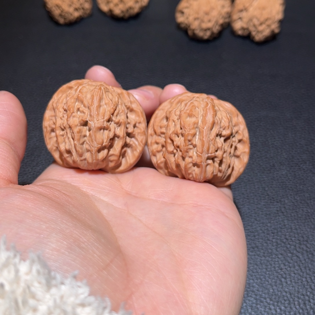 冬***灼文玩核桃把件磨盘41