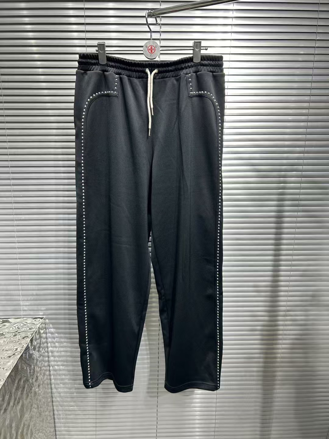 未使用 Celine/思琳 侧边条纹水钻 黑色抽绳运动裤 卫裤 XL码