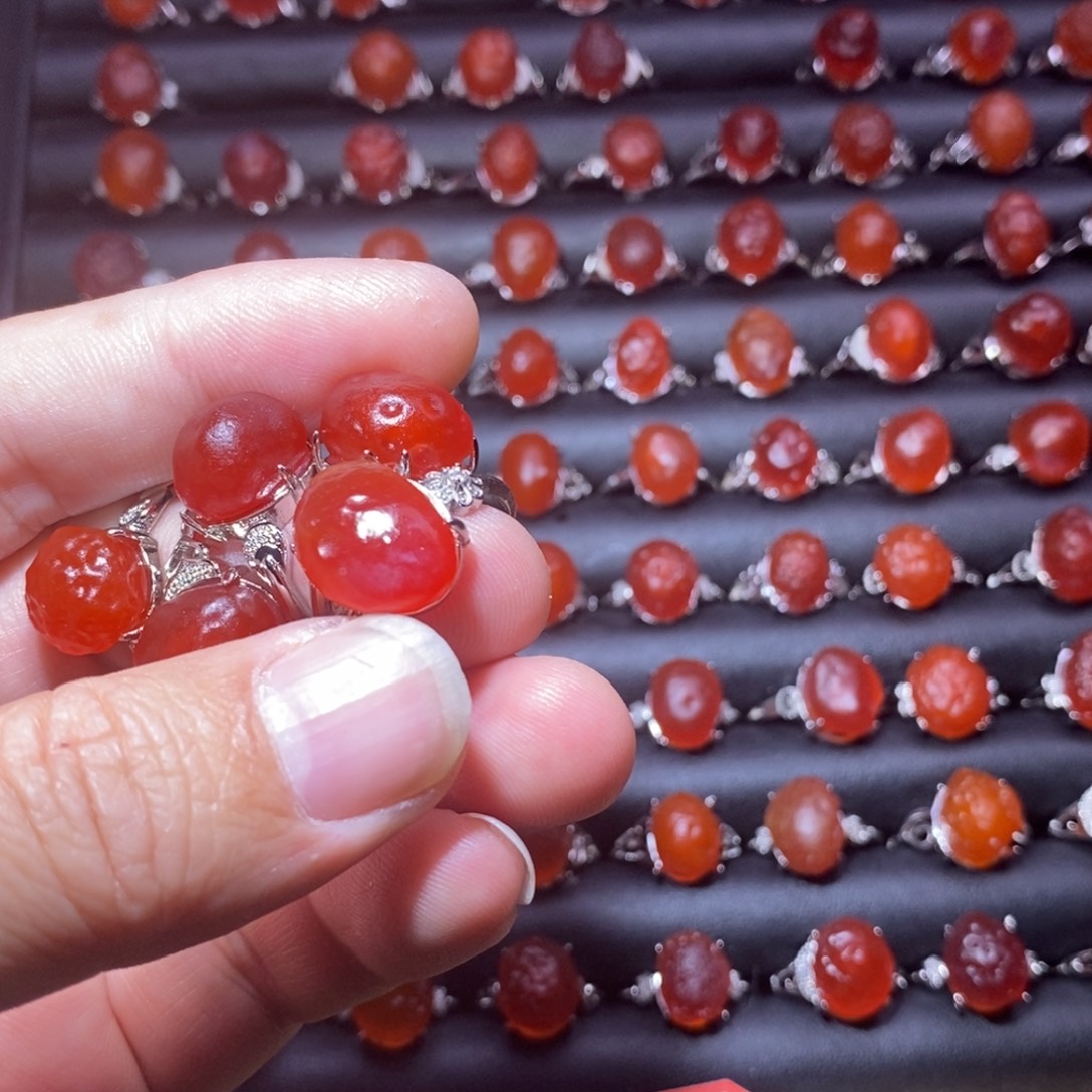 红***安玛瑙/玉髓合金戒指