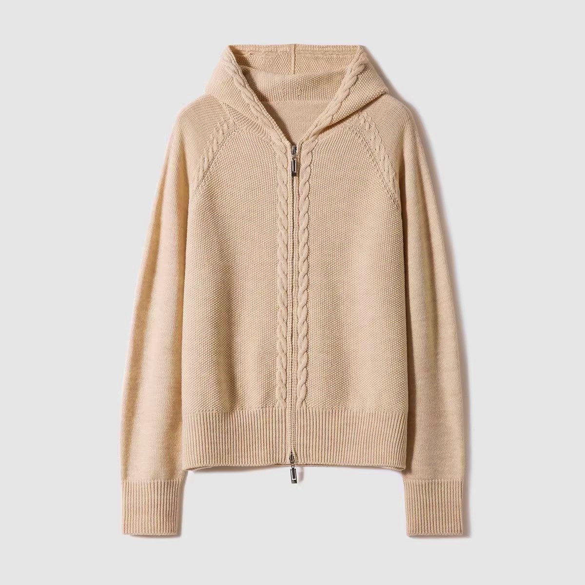 咖驼连帽绞花拉链衫~宠粉必入435