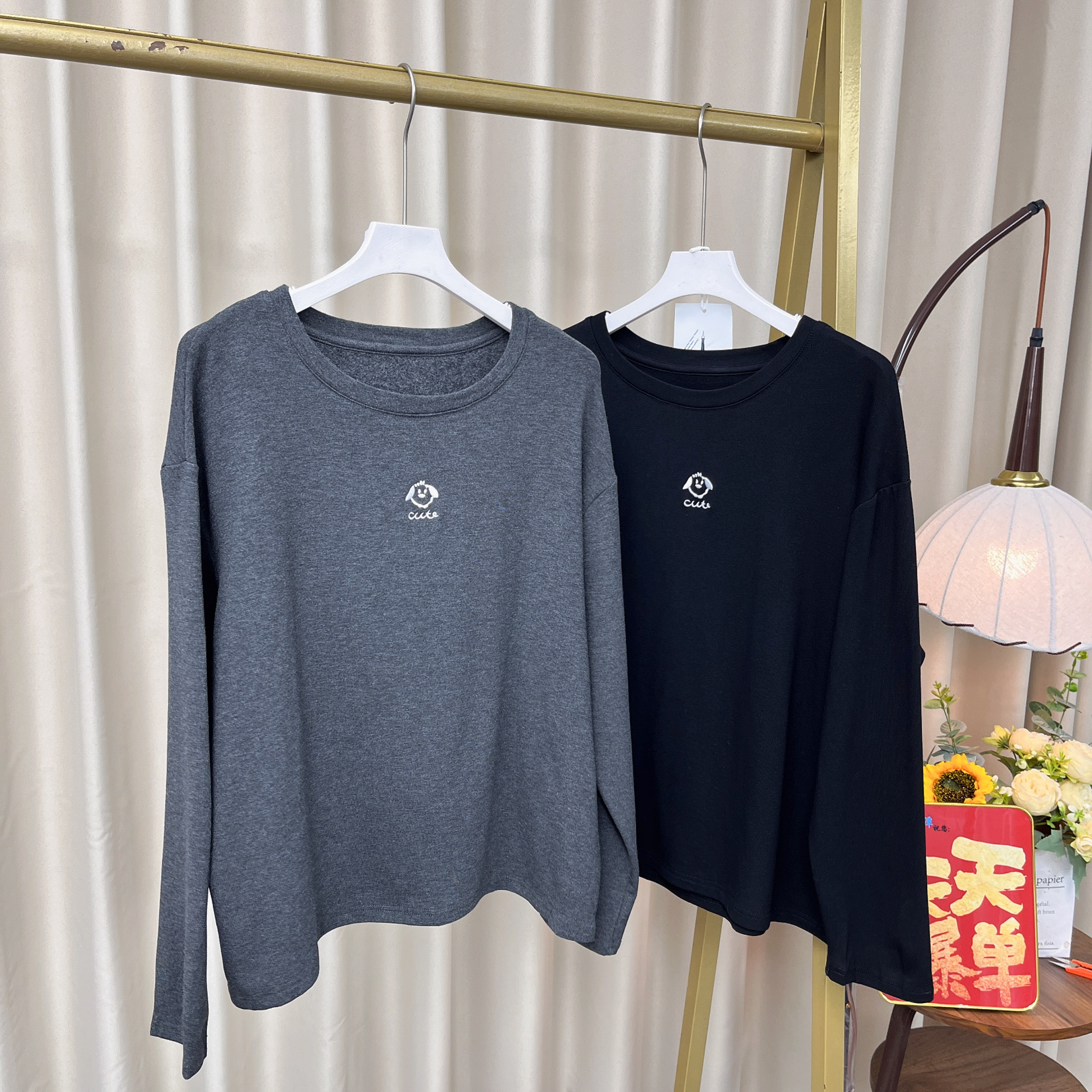 606女装T恤时尚休闲百搭圆领套头秋季磨毛打底衫