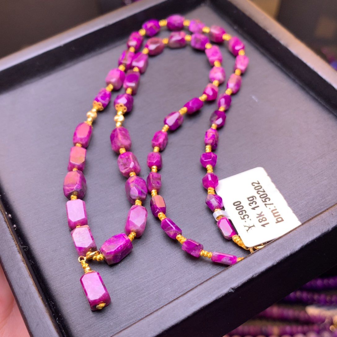 苏纪石（舒俱来）项链18K金镶嵌