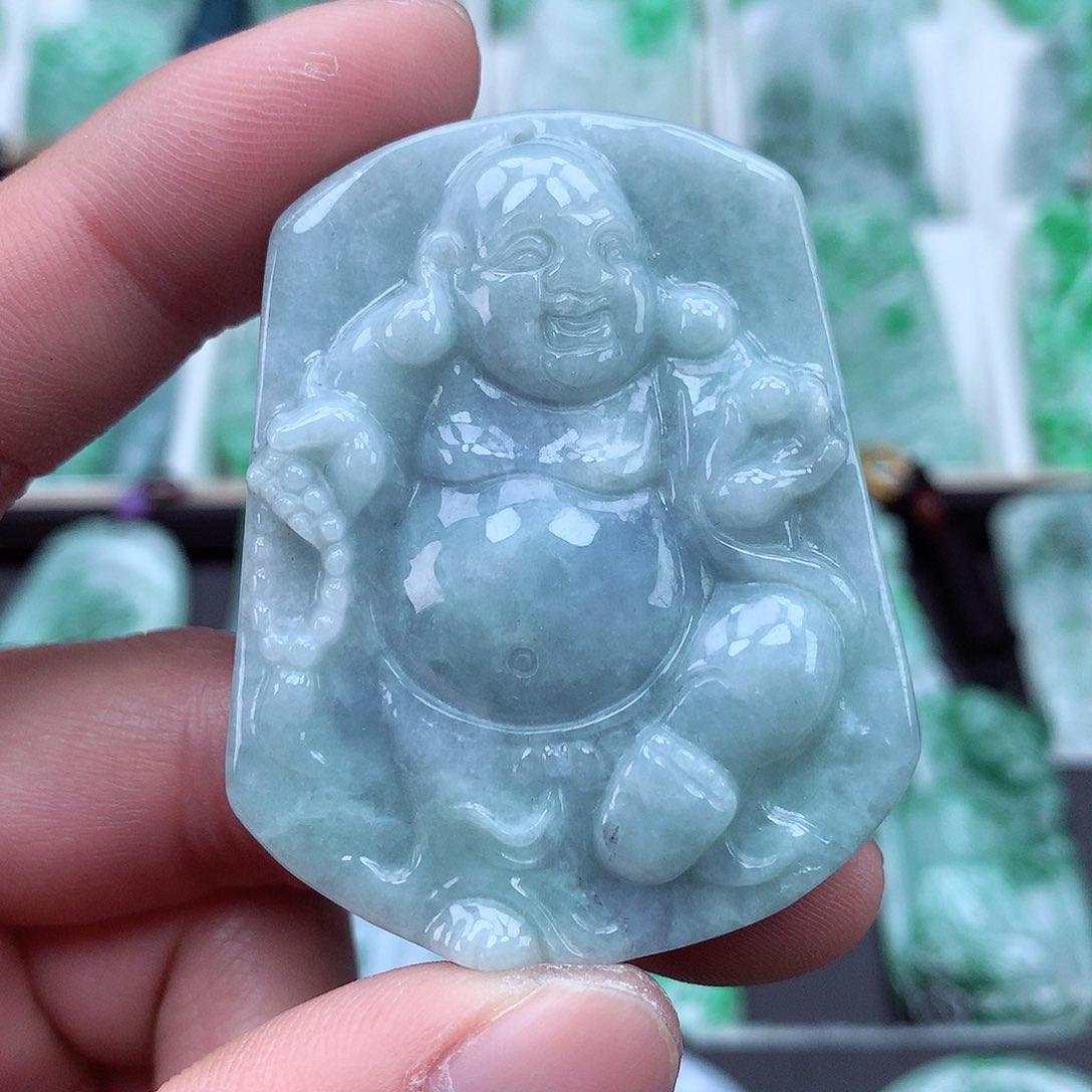 翡翠颈饰未镶嵌翡翠吊坠