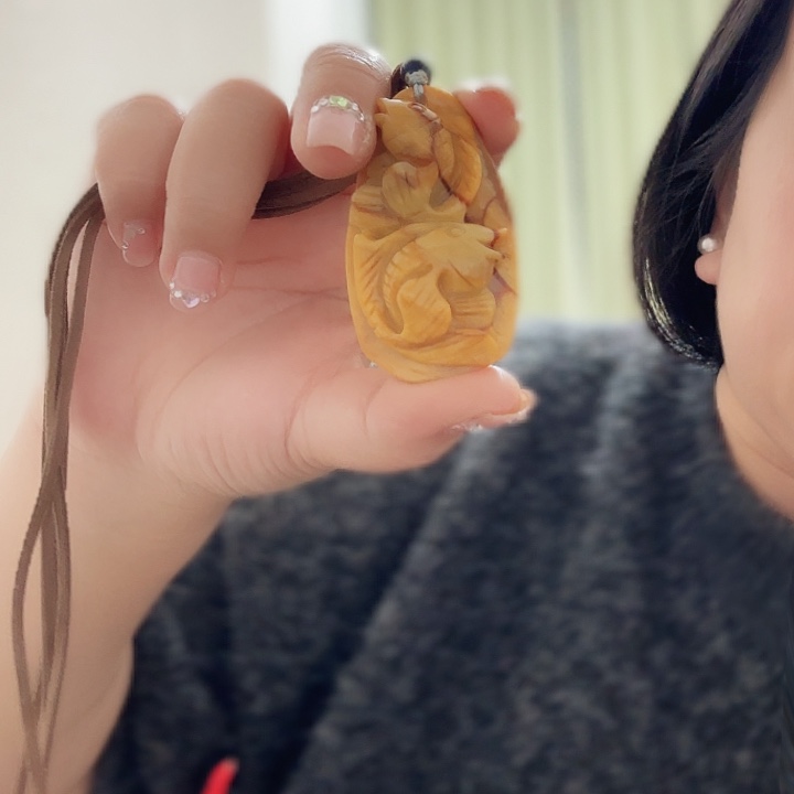 蛇纹石玉合金颈饰