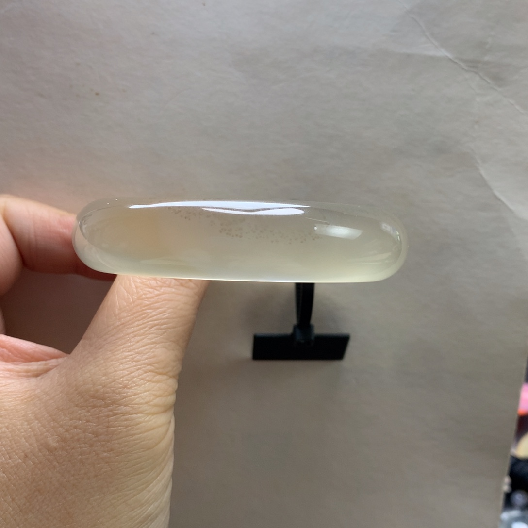 玛瑙/玉髓手镯未镶嵌54