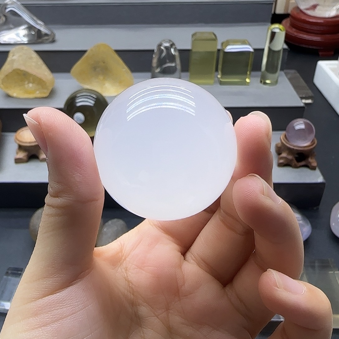 水晶天然摆件未镶嵌我***呀