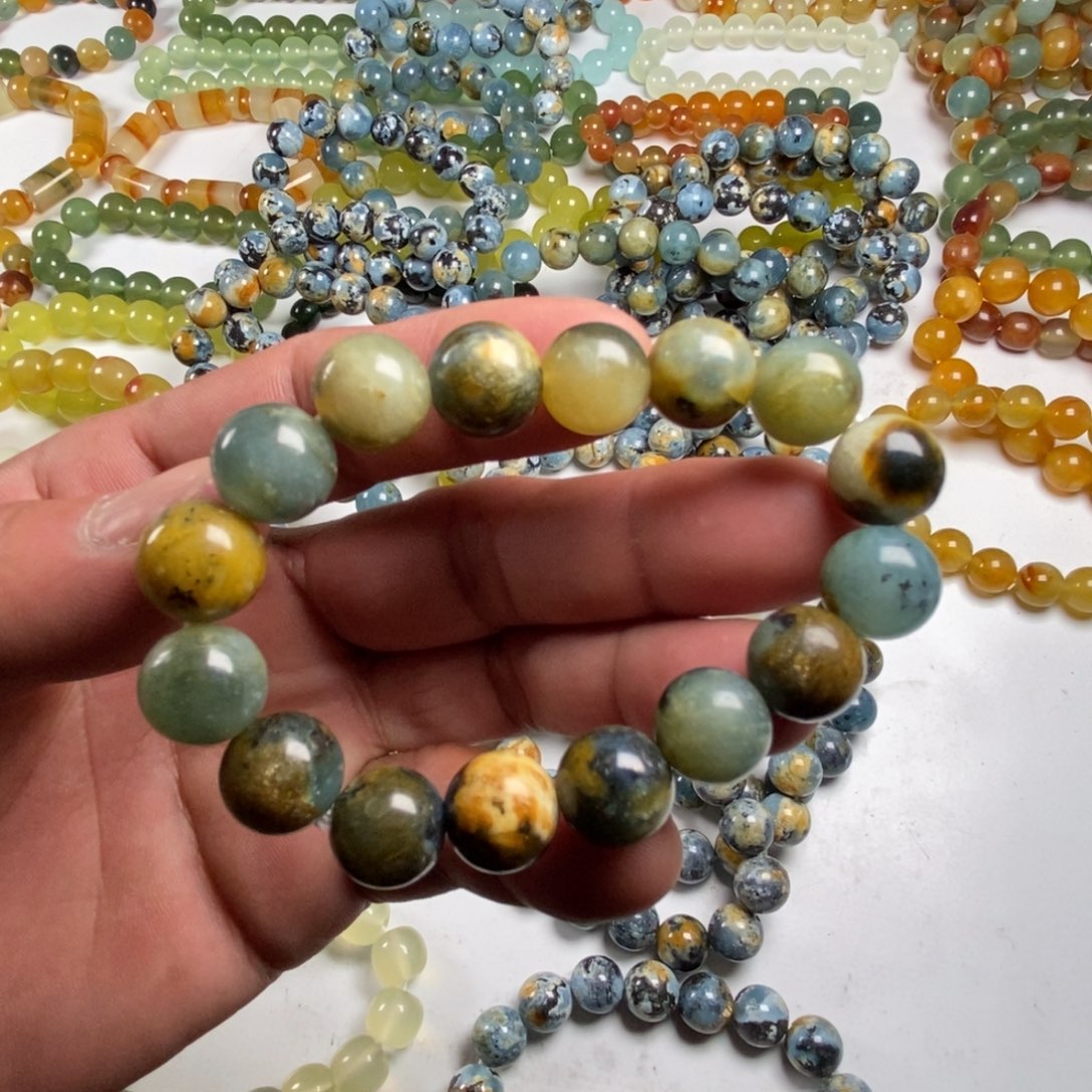 蛇纹石玉手链未镶嵌卡12福利