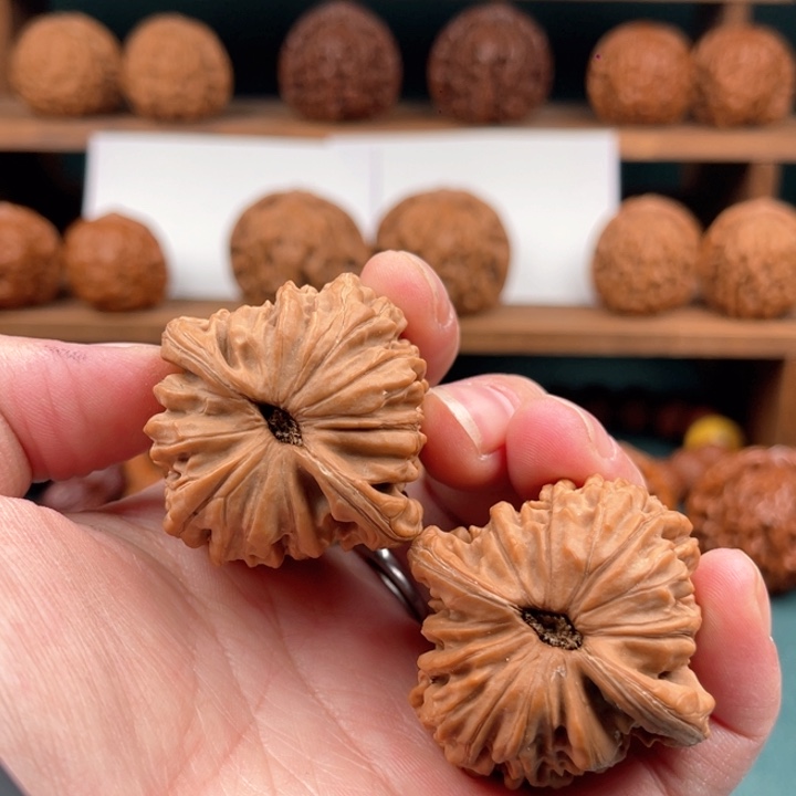 文玩核桃把件42平谷四座楼球楼