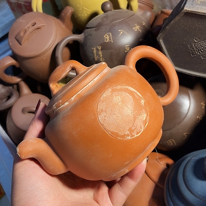 手工制作宜兴紫砂茶壶