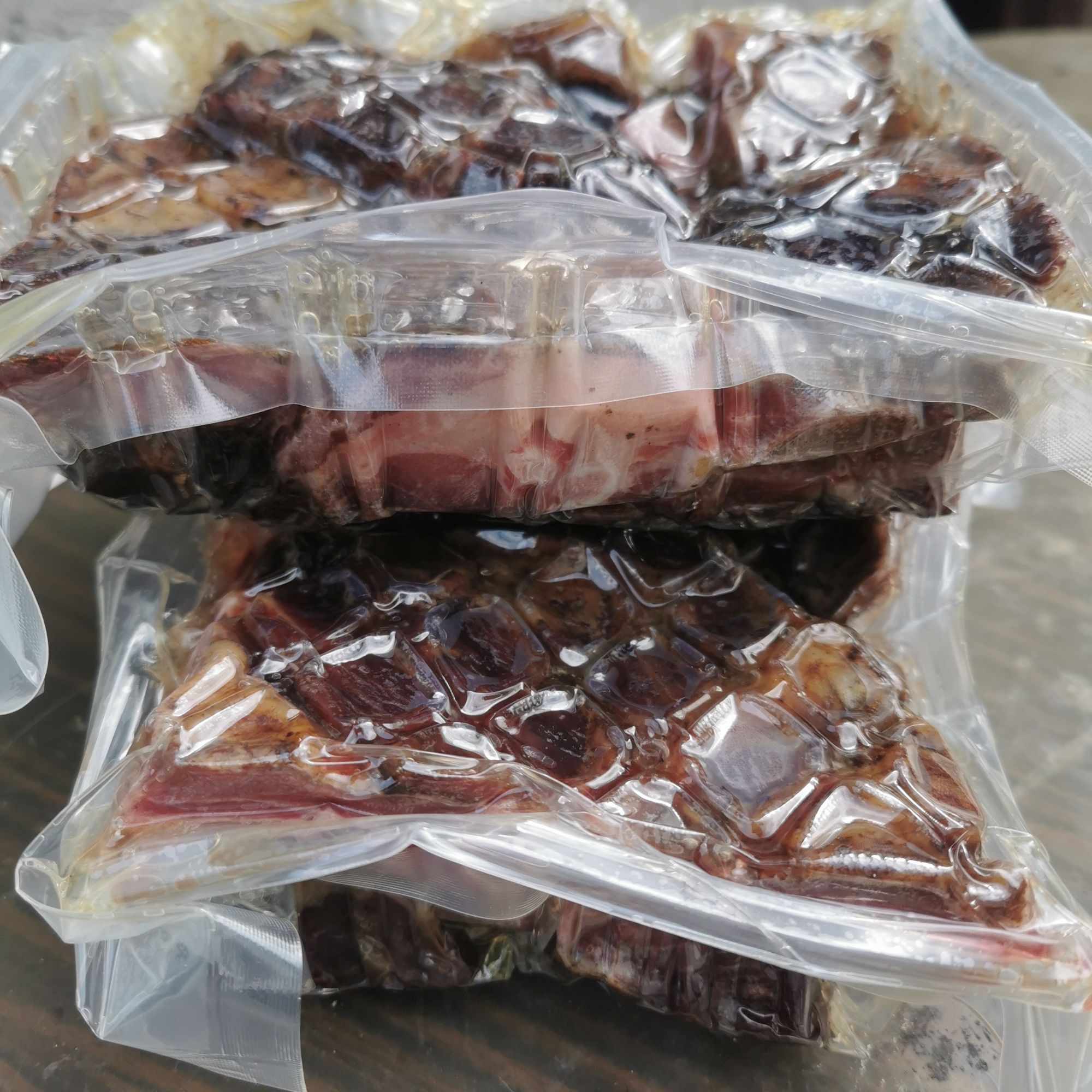 （腊排骨）贵州农家柴火烟熏正宗腊排骨