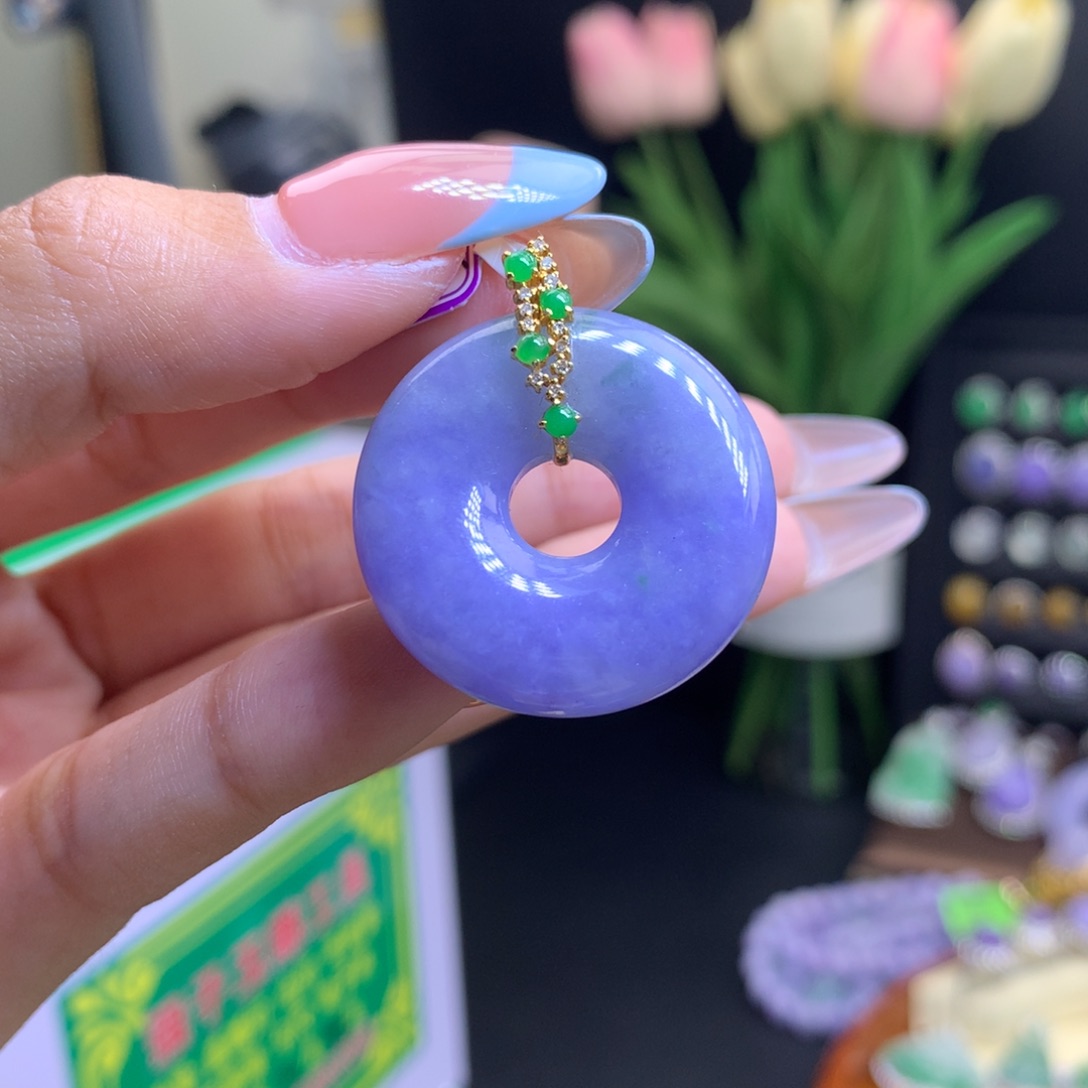 翡翠18K金镶嵌颈饰天然