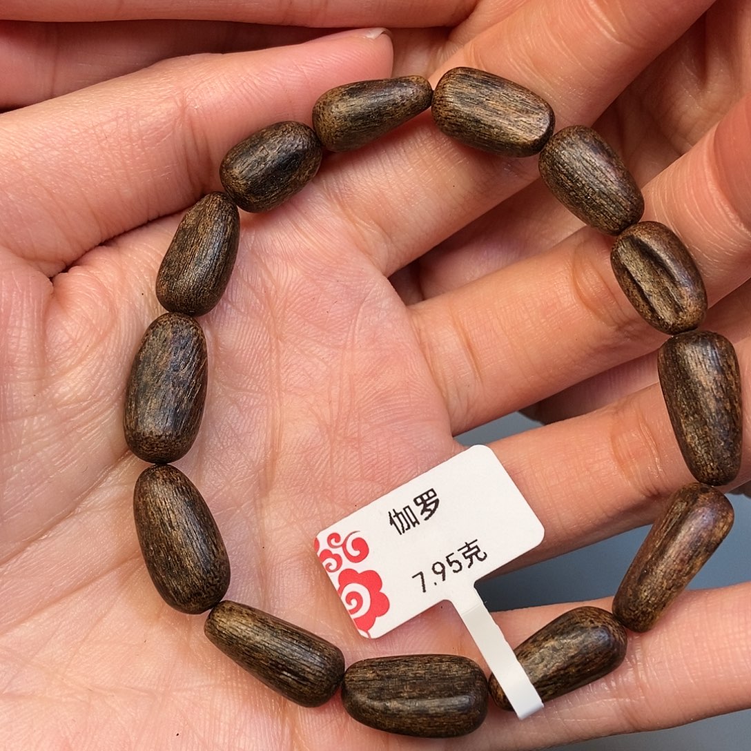 东***驰手串沉香天然野伽罗7.9克，07