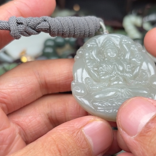 和田玉吊坠未镶嵌