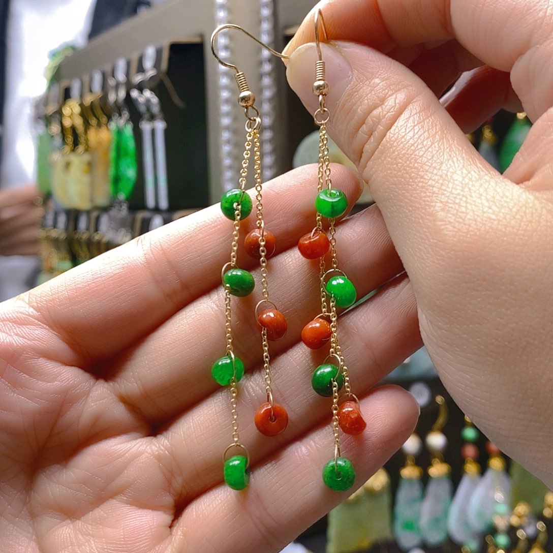 未镶嵌翡翠耳饰翡翠