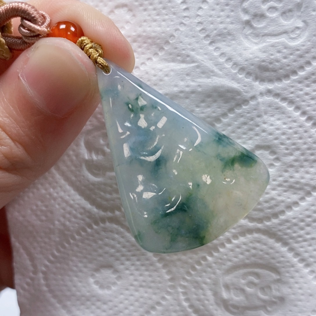 【闪购商品】翡翠吊坠(不含链)未镶嵌9232