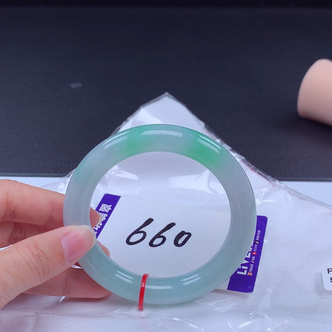 翡翠手镯未镶嵌手镯909001