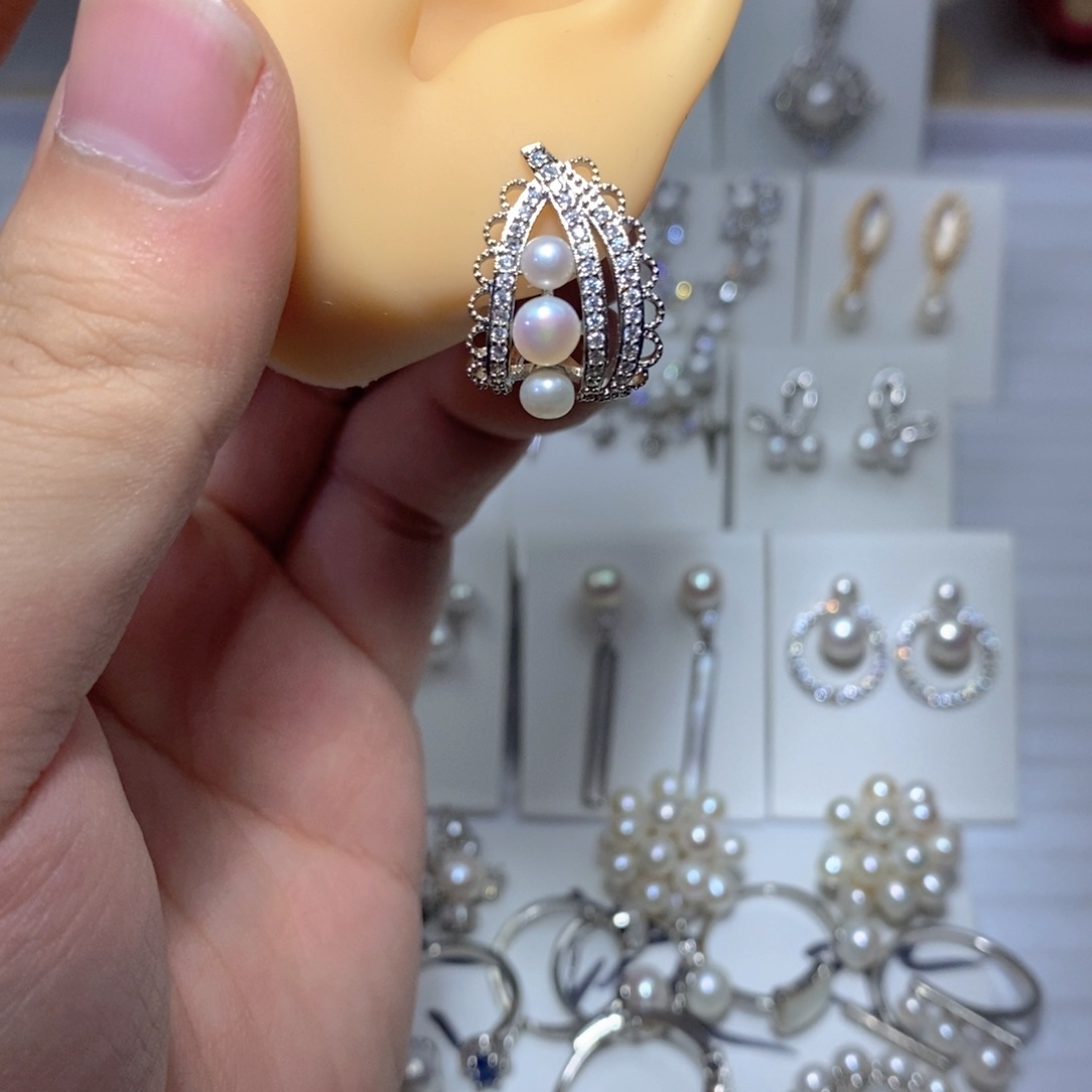 耳饰银S925镶嵌淡水珍珠