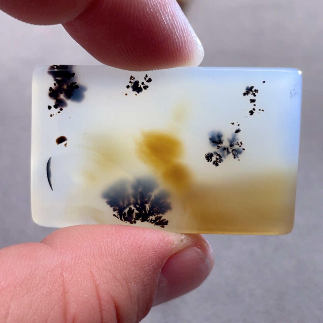 【闪购商品】玛瑙/玉髓颈饰合金