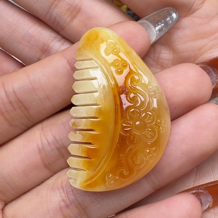 琥珀未镶嵌珠宝奇石