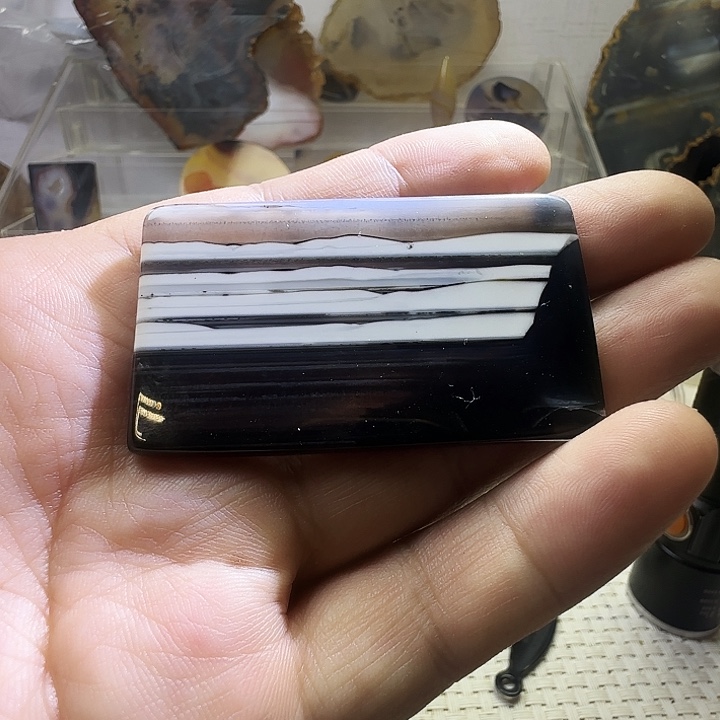 玛瑙/玉髓未镶嵌珠宝奇石