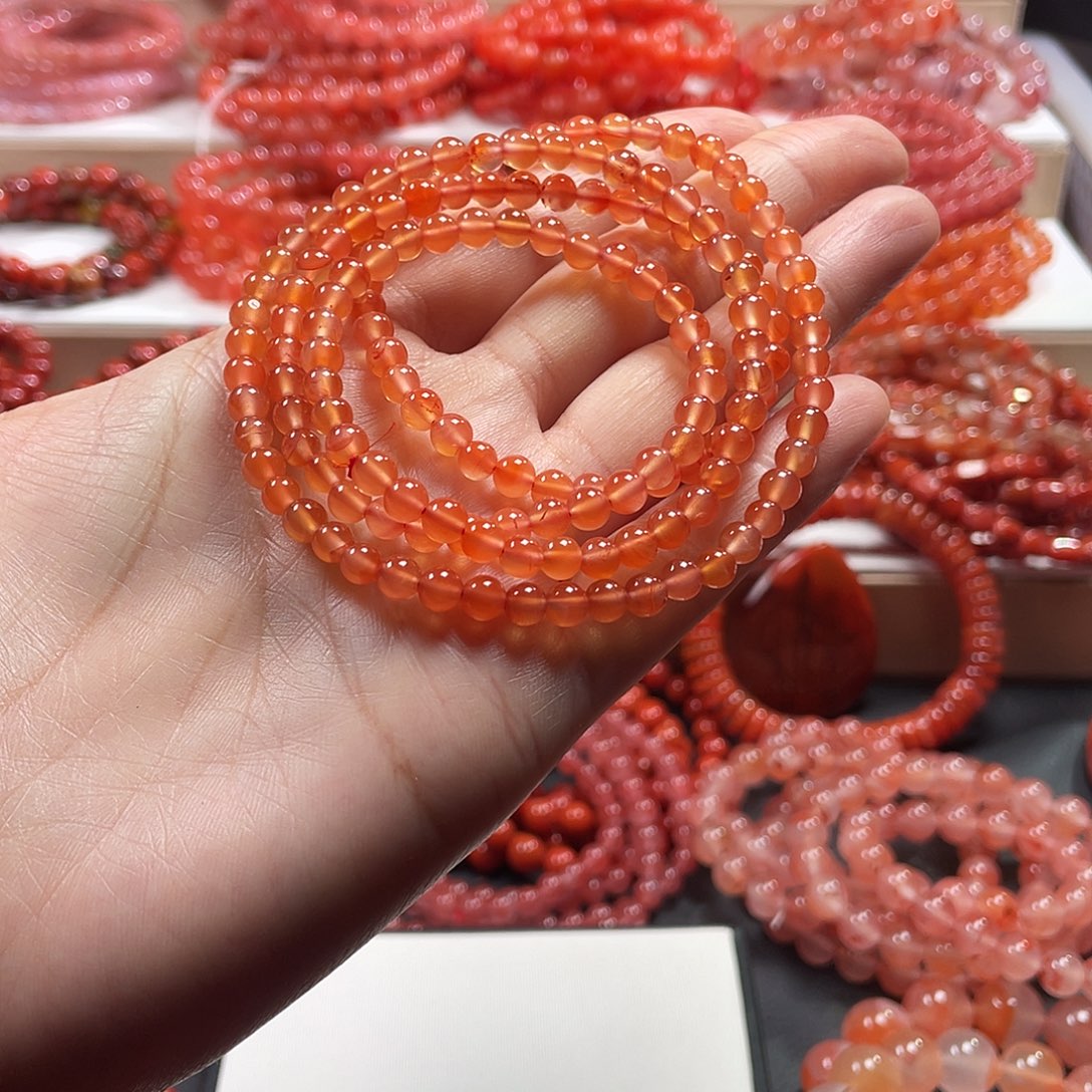 南红玛瑙未镶嵌手链