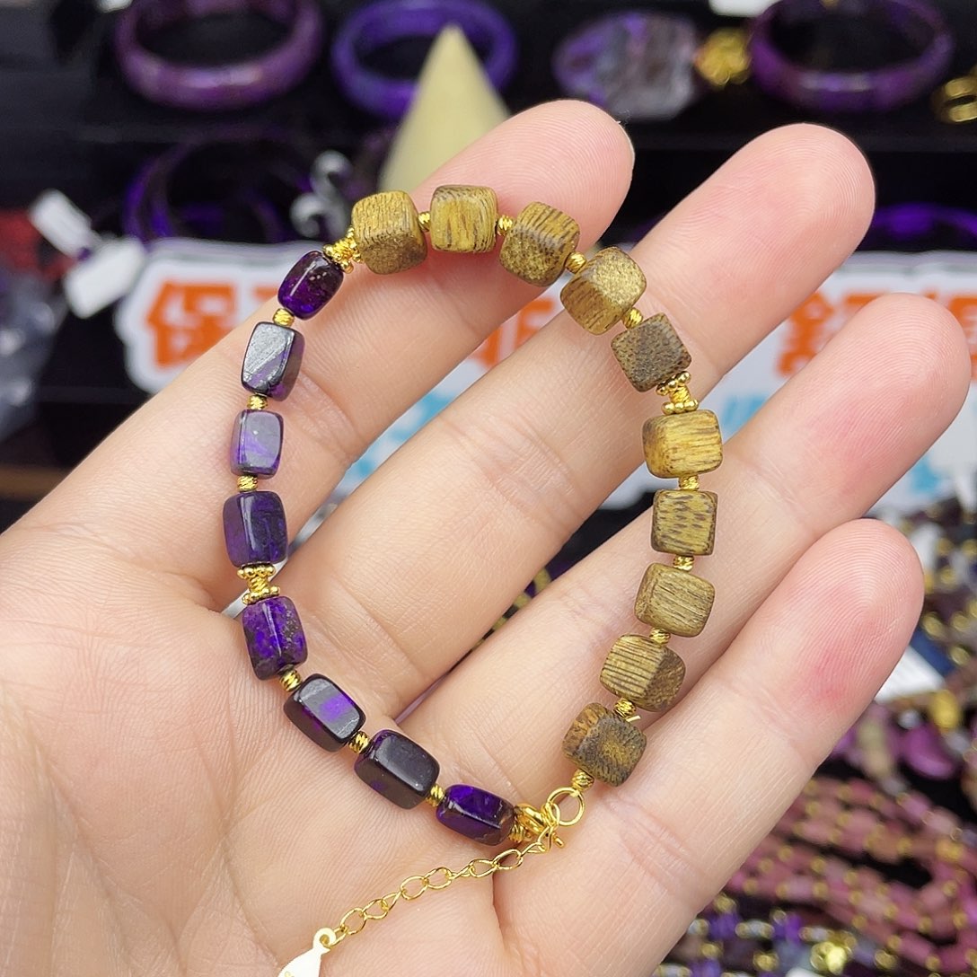 苏纪石（舒俱来）颈饰未镶嵌