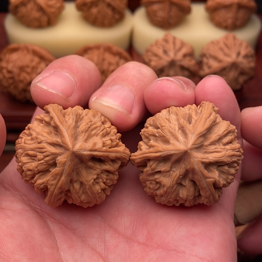 桃核把件绝配粗筋奔36