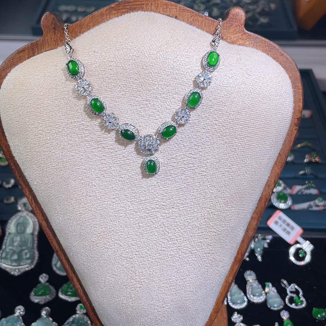 套链未镶嵌翡翠项链