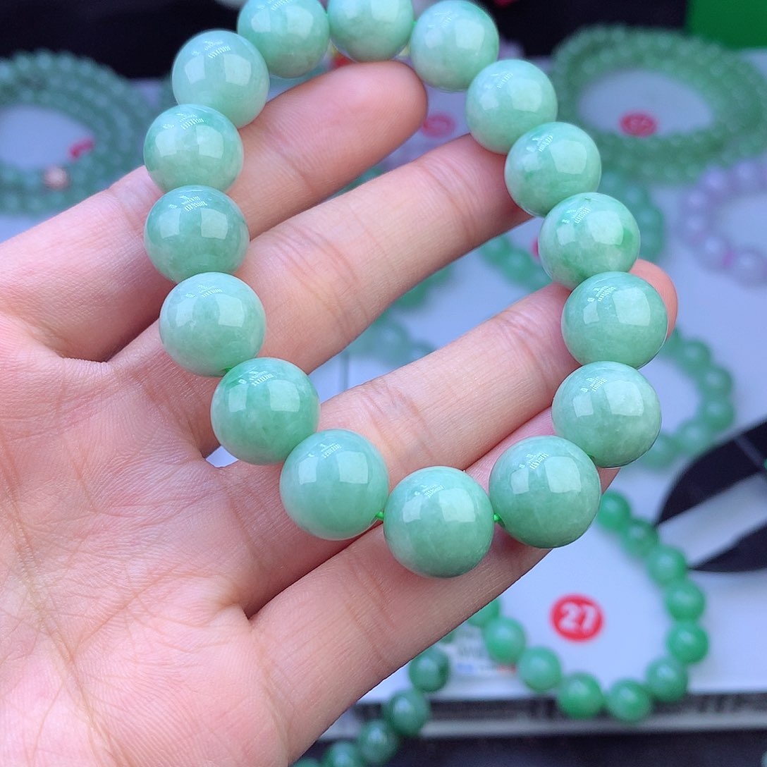 翡翠未镶嵌毛衣链