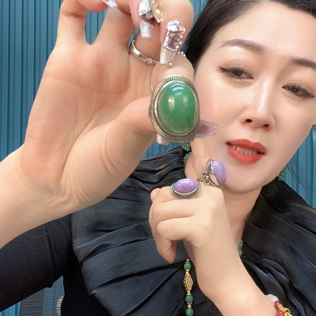 石英质玉手镯合金