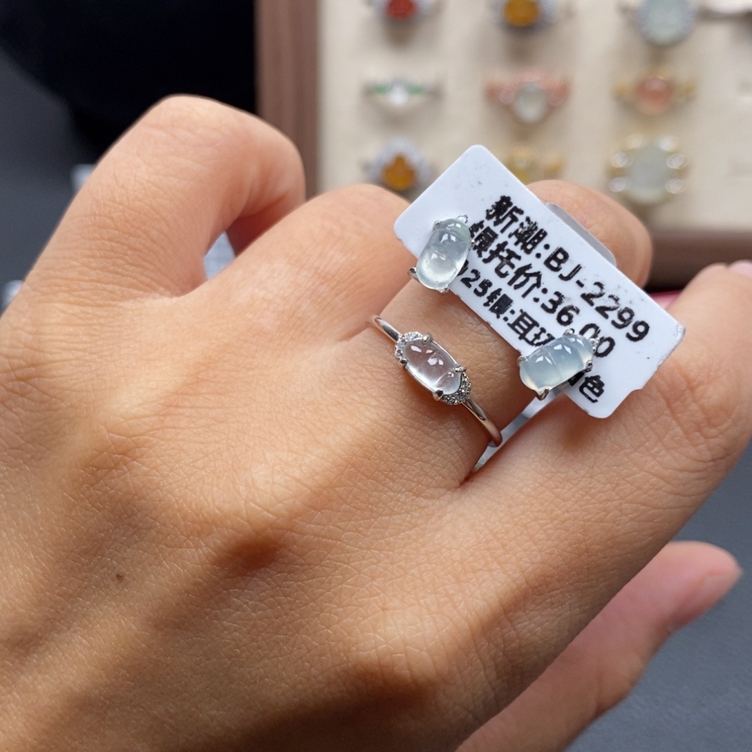 听***雨翡翠银S925镶嵌戒指