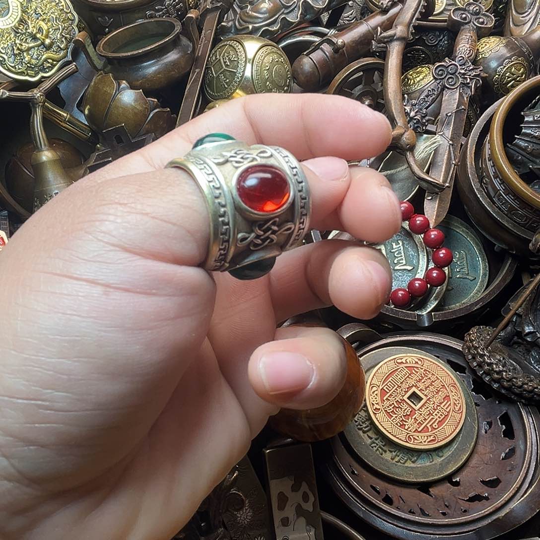 精美铜器收藏品等