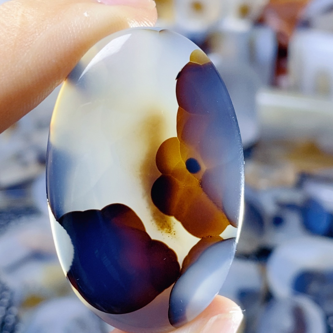 玛瑙/玉髓未镶嵌珠宝半成品