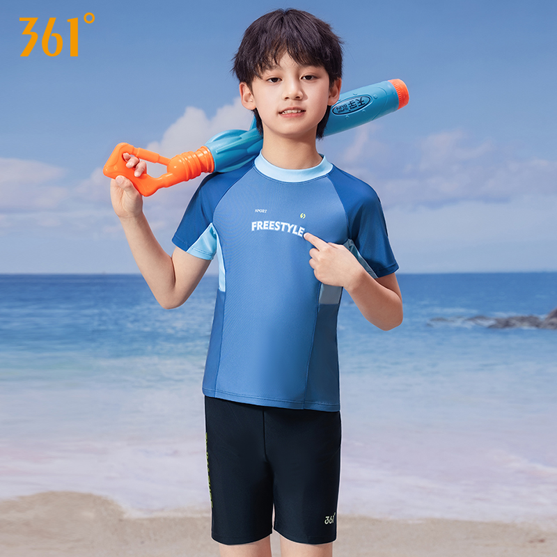 361°泳衣儿童男童短袖可爱分体游泳衣运动训练海滩泡温泉男孩泳装