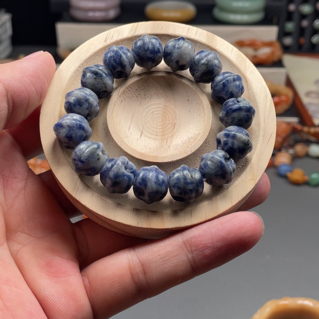 石英质玉手串未镶嵌